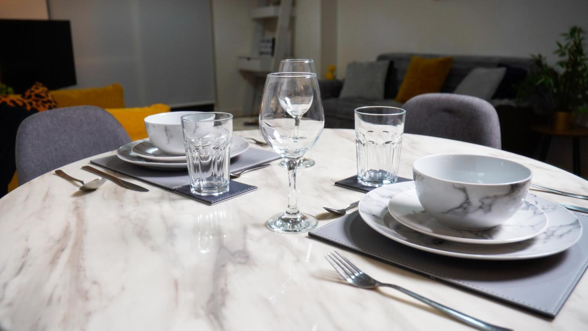 Manchester City Centre Apt With Balcony & Free Parking - Including Free 1-Hour Late Check-Out For Bookings On The 29Th 31St May, Justeat Voucher For 2-Night Stays Minimum! Exterior foto